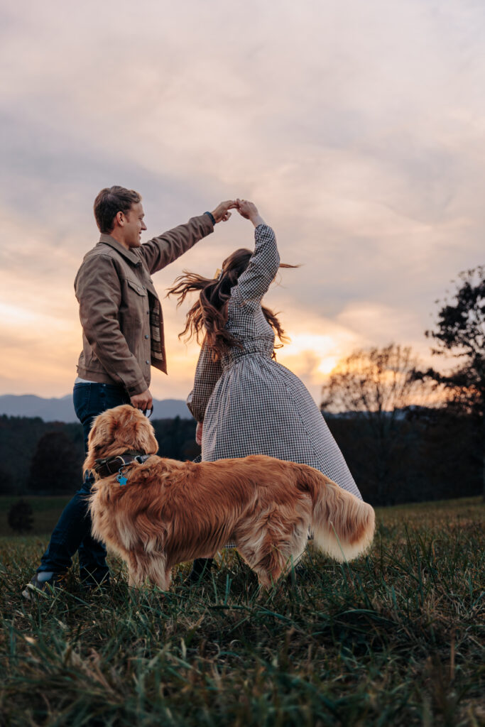 Couples family photo session with sunset mountain views at Biltmore Estate in Asheville, NC with Rachel Marie Photography