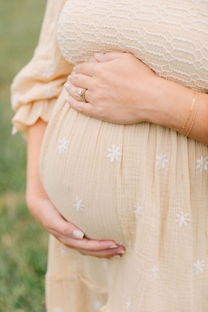 Maternity Photos at the Biltmore Estate in Asheville, North Carolina